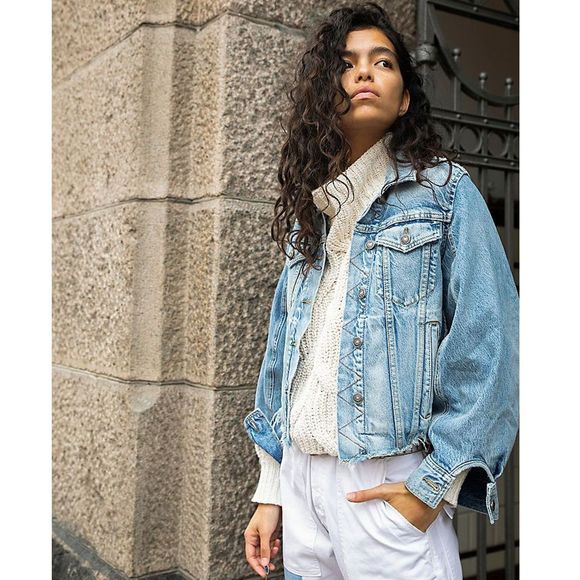 Indira Denim Jean Jacket Nwt 